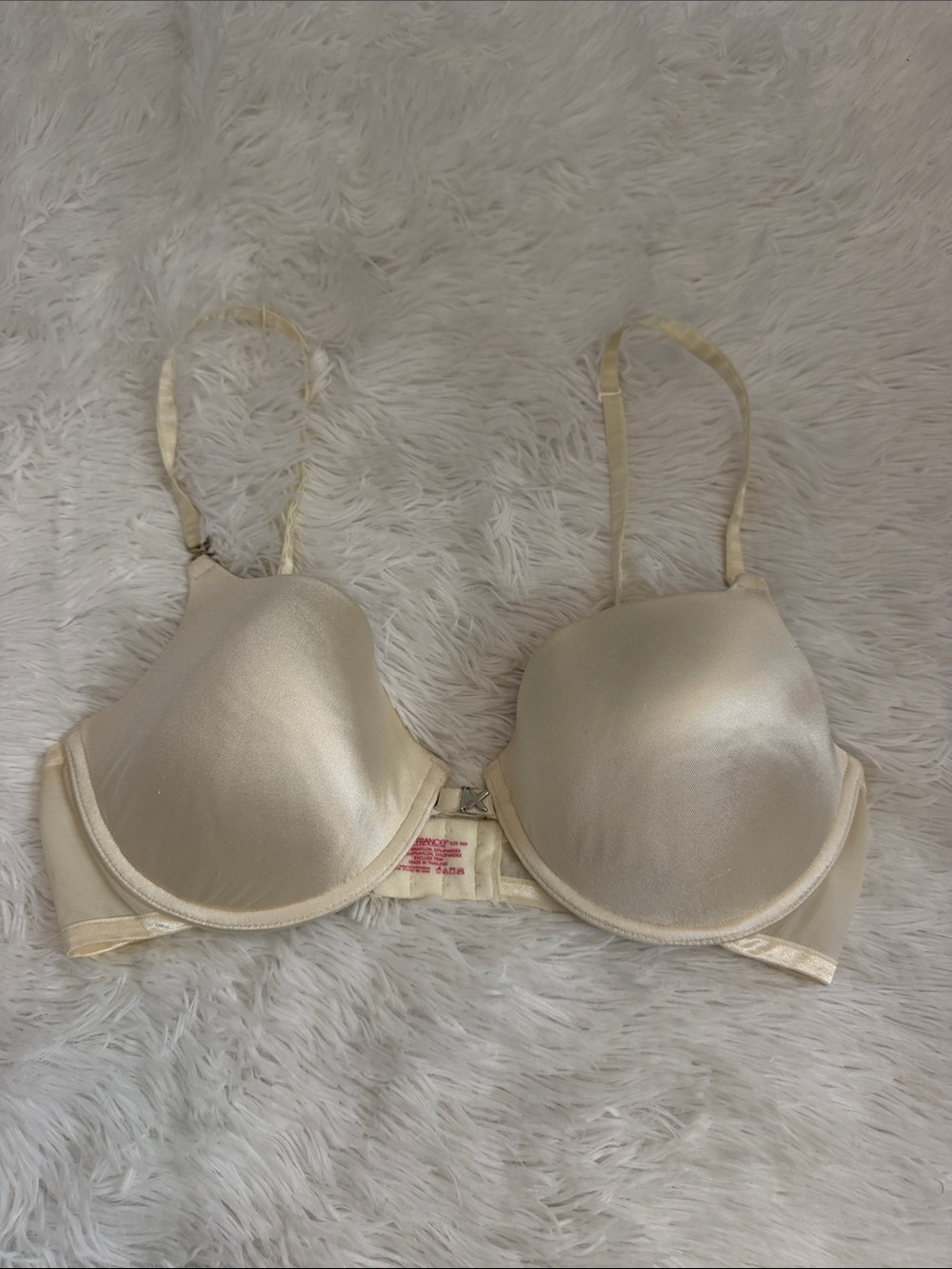 Lily of France Smooth Satin T-Shirt Bra in Ivory